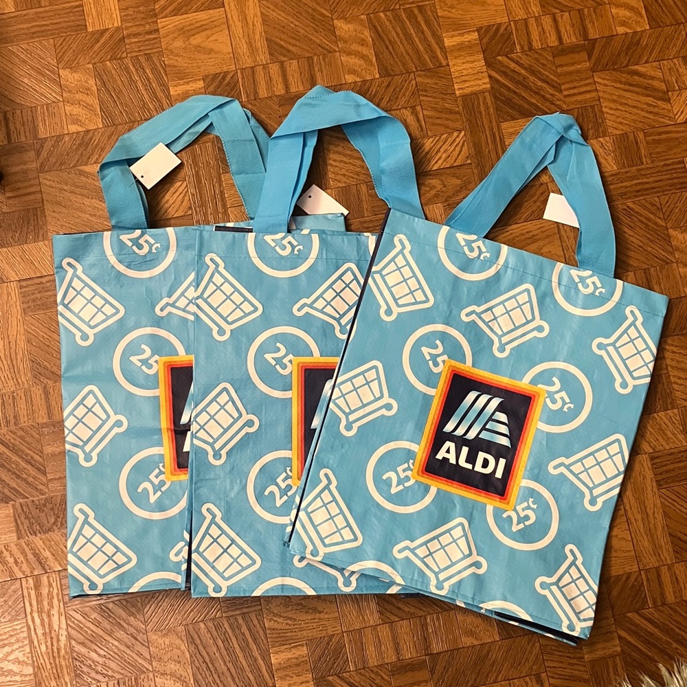 (3) ALDI sky blue white 25 cents circle shopping cart 🛒 design 2023